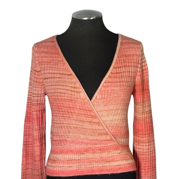 American Eagle – Space Dye Knit Long Sleeve Wrap Crop Top – Medium - Picture 3 of 9